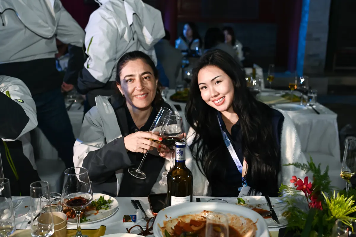 Flawless Effect hosting visiting partners at dinner in China